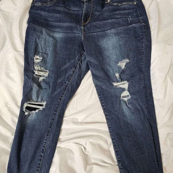 Maurices Dark Blue Distressed Skinny Jeans - Picture 1 of 4